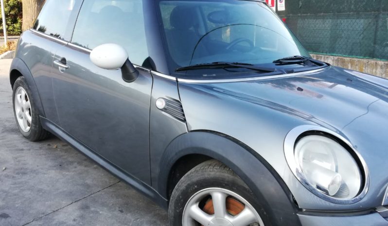 MINI ONE R56 pieno