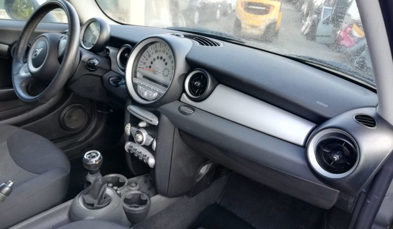 MINI ONE R56 pieno