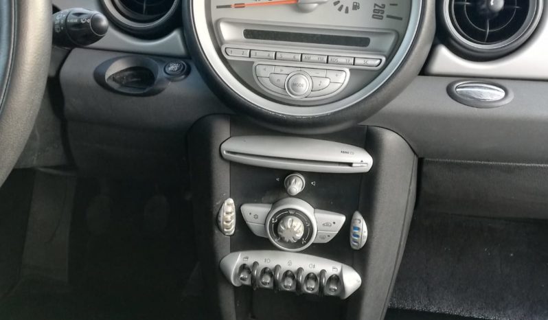 MINI ONE R56 pieno