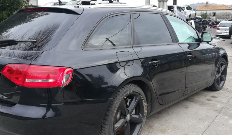 AUDI A4 B8 2.0 TDI AVANT pieno
