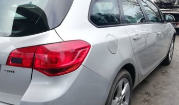 OPEL ASTRA J SW pieno
