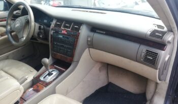 AUDI A8 2.5 TDI pieno
