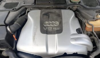 AUDI A8 2.5 TDI pieno