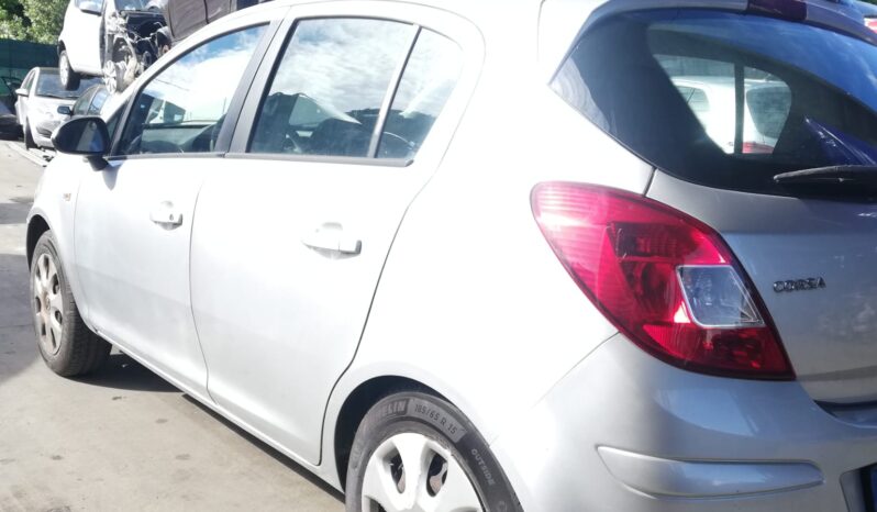 OPEL CORSA D RESTYLING pieno