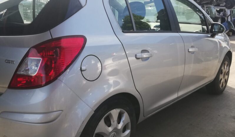OPEL CORSA D RESTYLING pieno