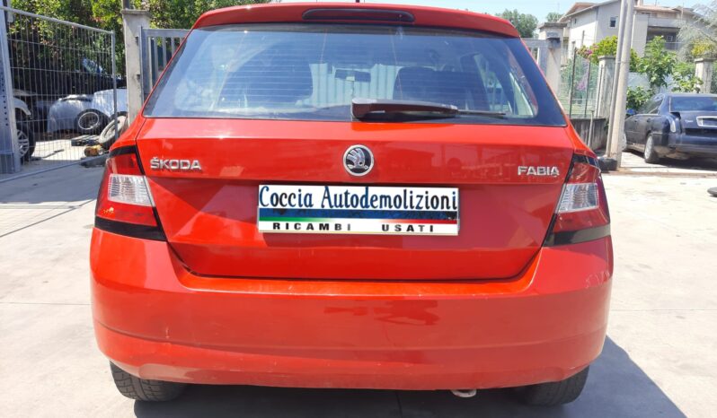 SKODA FABIA pieno